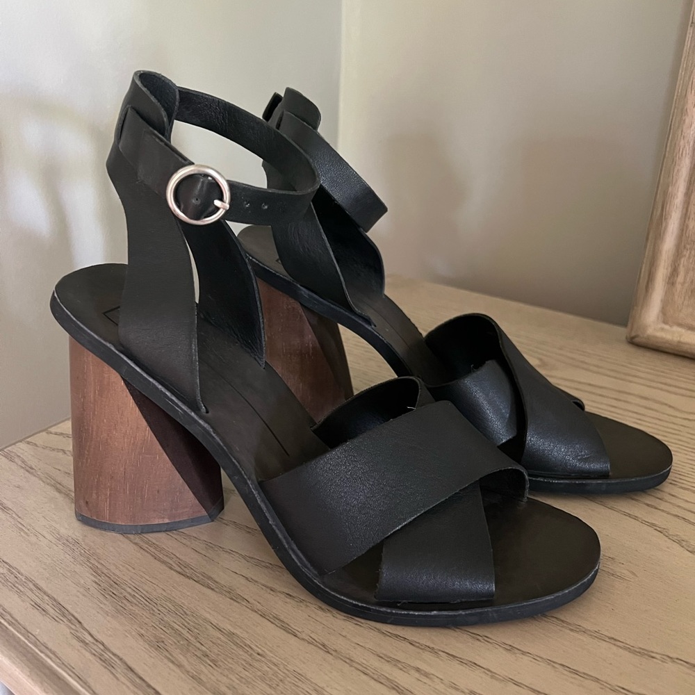 Dolce Vita Sandals